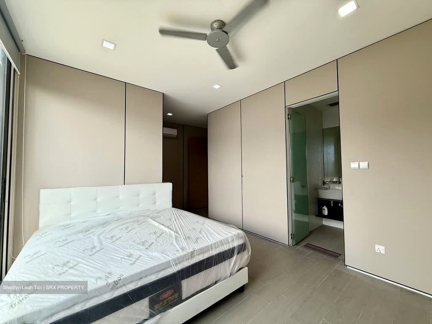 Frankel Estate (D15), Terrace #553797271
